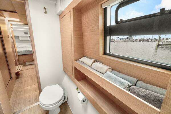 Nautitech 40 Open Yacht For Sale