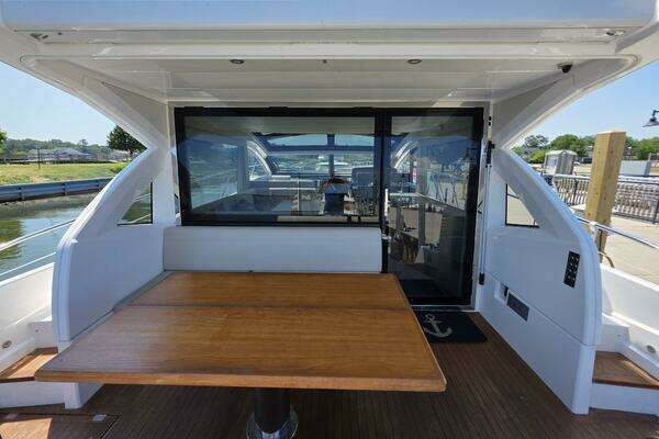 Sunseeker Predator 50 Yacht For Sale
