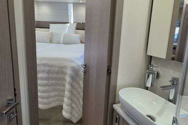 Sunseeker Predator 50 Yacht For Sale