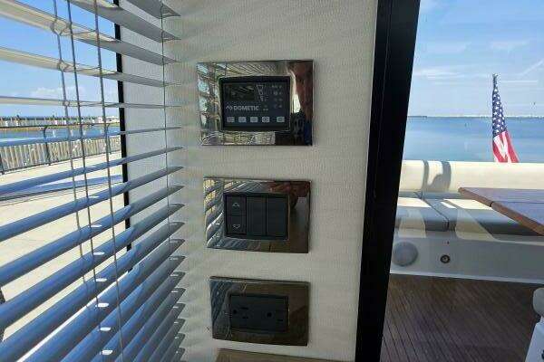 Sunseeker Predator 50 Yacht For Sale