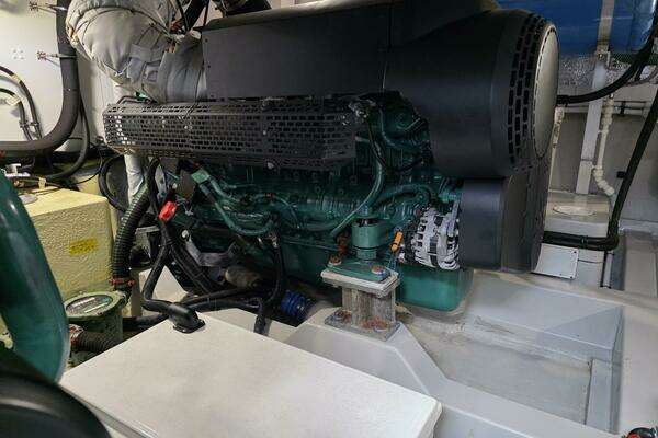 Sunseeker Predator 50 Yacht For Sale