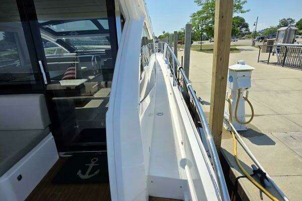 Sunseeker Predator 50 Yacht For Sale