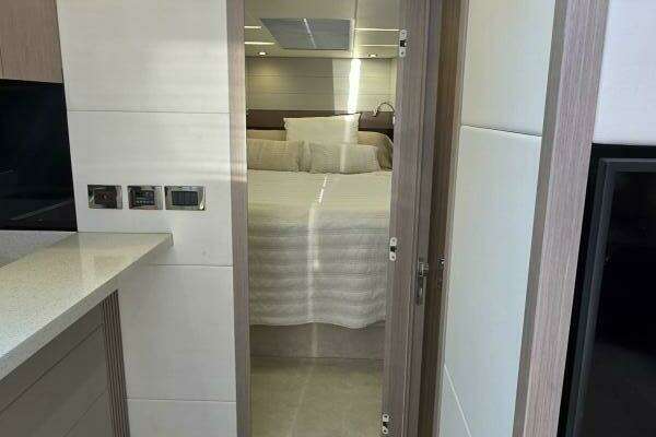 Sunseeker Predator 50 Yacht For Sale