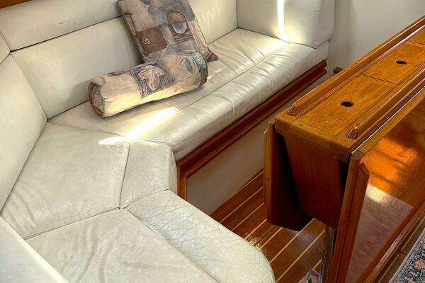 Pacific Seacraft 37 Yacht For Sale