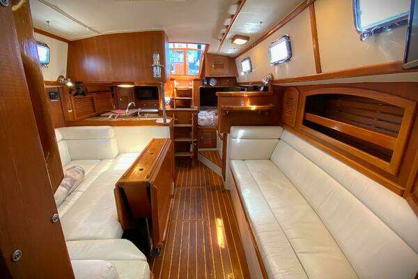 Photo of the 2000 Pacific Seacraft 37 "ARIA"