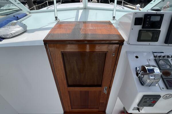 Growler 31ft Hatteras Yacht For Sale