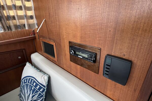 Growler 31ft Hatteras Yacht For Sale