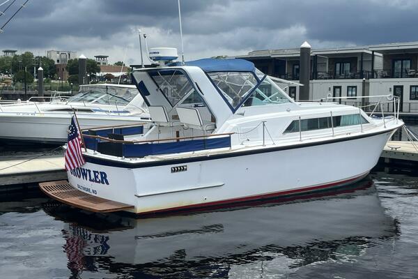 Growler 31ft Hatteras Yacht For Sale
