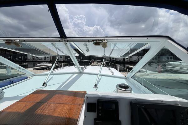 Growler 31ft Hatteras Yacht For Sale