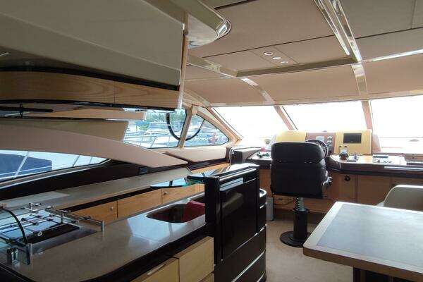 Azimut 58 Fly Yacht For Sale