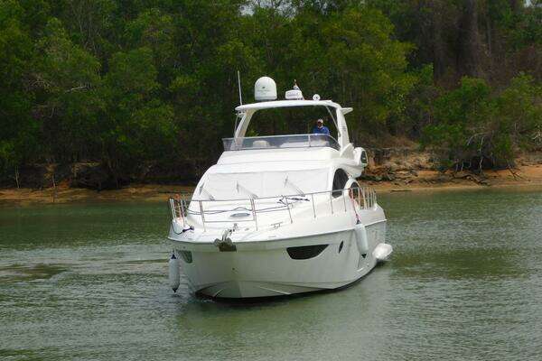 Azimut 58 Fly Yacht For Sale