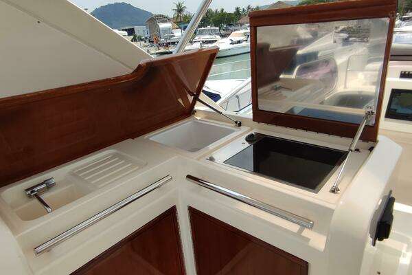 Azimut 58 Fly Yacht For Sale