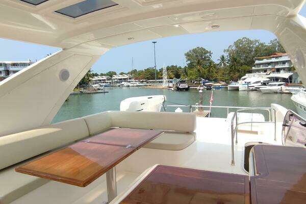 Azimut 58 Fly Yacht For Sale