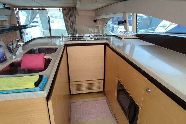 Azimut 58 Fly Yacht For Sale