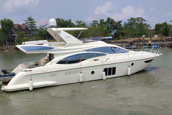 Azimut 58 Fly Yacht For Sale