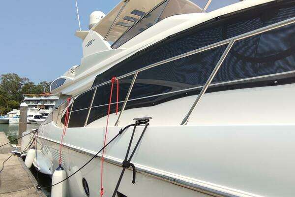 Azimut 58 Fly Yacht For Sale