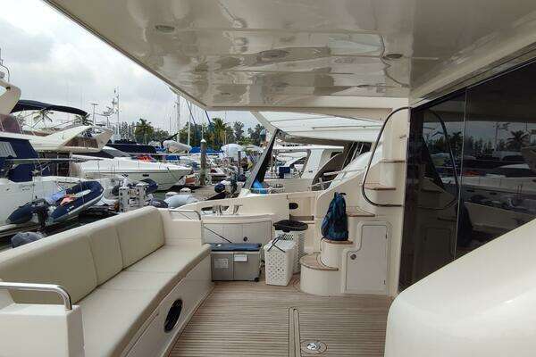 Azimut 58 Fly Yacht For Sale