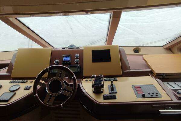 Azimut 58 Fly Yacht For Sale