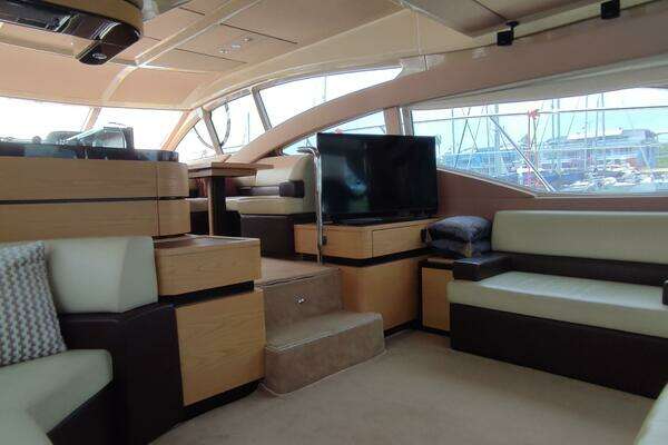 Azimut 58 Fly Yacht For Sale