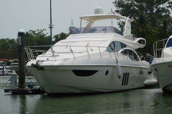 Azimut 58 Fly Yacht For Sale