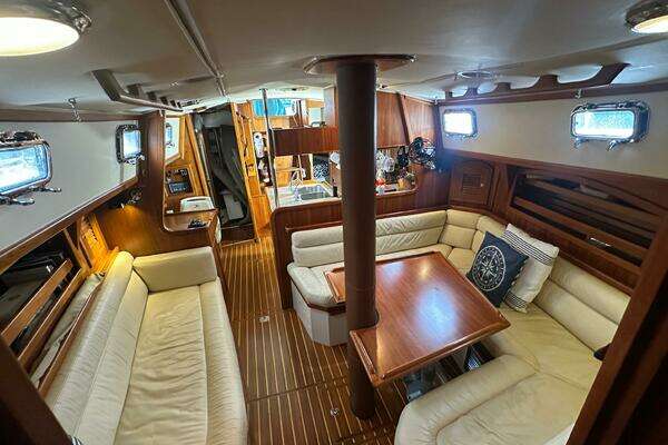 Pacific Seacraft 44 Yacht For Sale