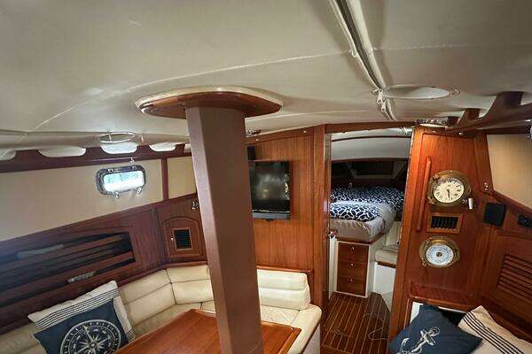 Pacific Seacraft 44 Yacht For Sale