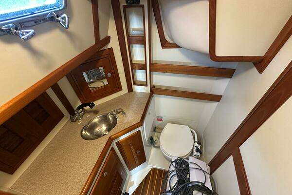 Pacific Seacraft 44 Yacht For Sale