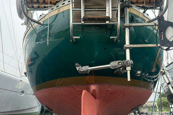Pacific Seacraft 44 Yacht For Sale