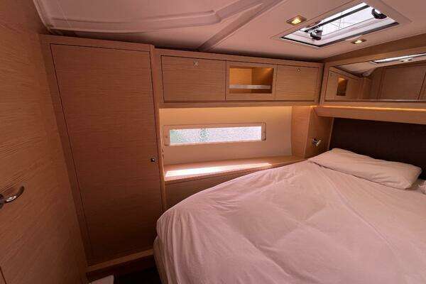 Dufour 470 Yacht For Sale