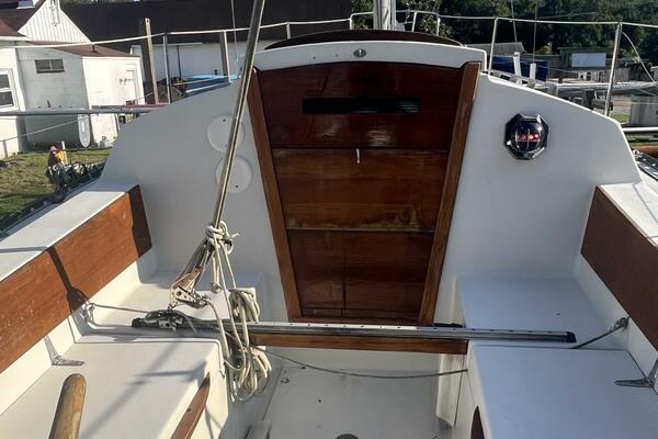 24ft C amp C Yacht For Sale