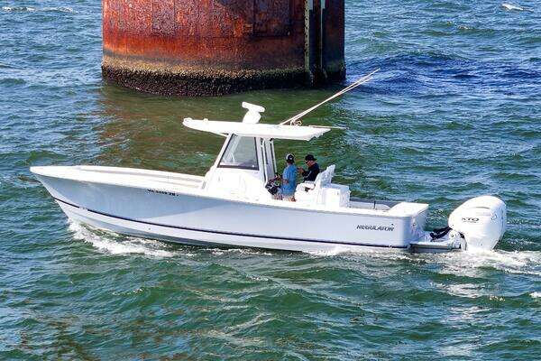 Regulator 31 FS Yacht For Sale