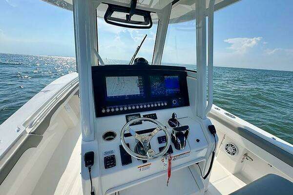 Regulator 31 FS Yacht For Sale