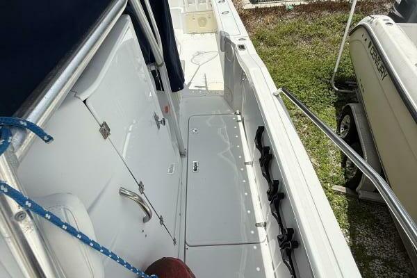 26ft Glacier Bay Yacht For Sale