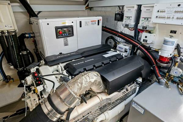 2022 50 Cruisers Cantius - Mint 2 Bee - Engine Room