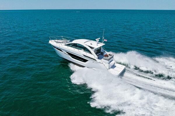 2022 50 Cruisers Cantius - Mint 2 Bee - Profile 