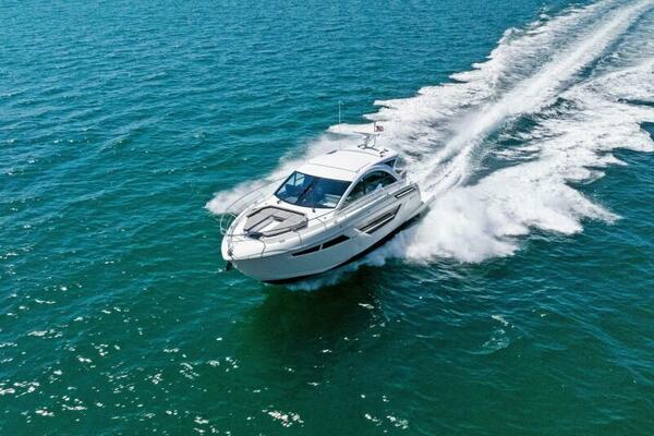 2022 50 Cruisers Cantius - Mint 2 Bee - Profile 