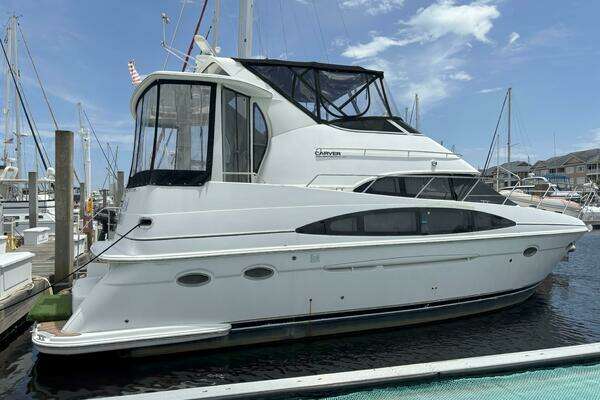 Photo of the 2001 Carver 396 Aft Cabin MY "Busy Living"
