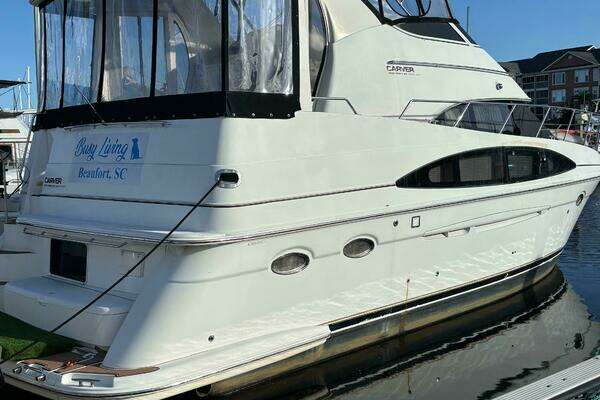 Photo of the 2001 Carver 396 Aft Cabin MY "Busy Living"