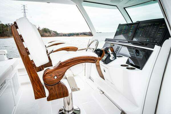 HCB 48 Campeon Yacht For Sale