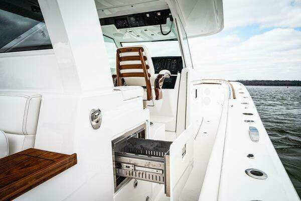 HCB 48 Campeon Yacht For Sale