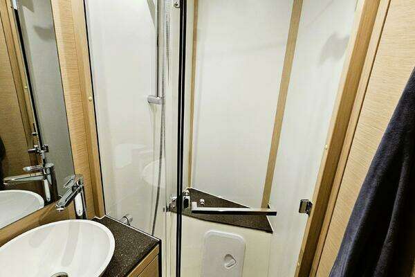 Jeanneau  Yacht For Sale