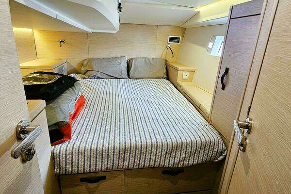 Jeanneau  Yacht For Sale