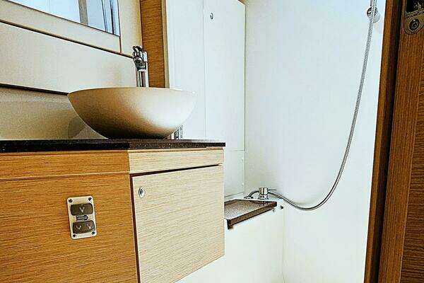 Jeanneau  Yacht For Sale