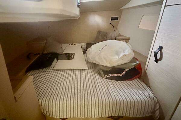 Jeanneau 51 Yacht For Sale