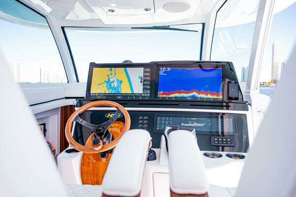 HCB 48 Campeon Yacht For Sale