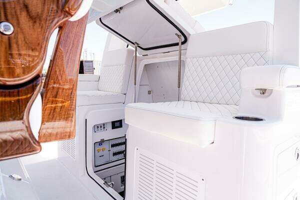 HCB 48 Campeon Yacht For Sale