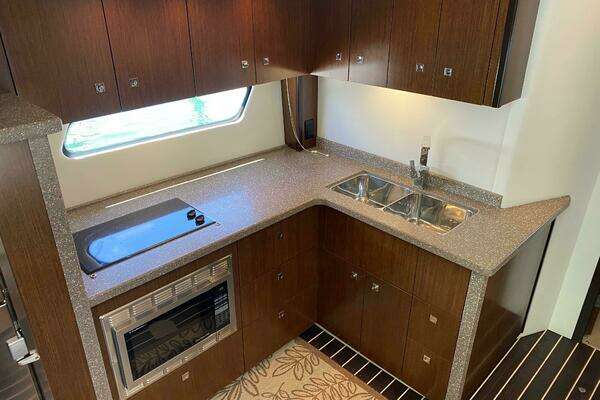 Cruisers Yachts 48 Cantius Yacht For Sale
