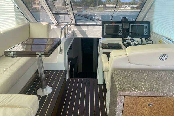 Cruisers Yachts 48 Cantius Yacht For Sale