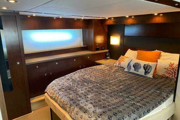 Cruisers Yachts 48 Cantius Yacht For Sale
