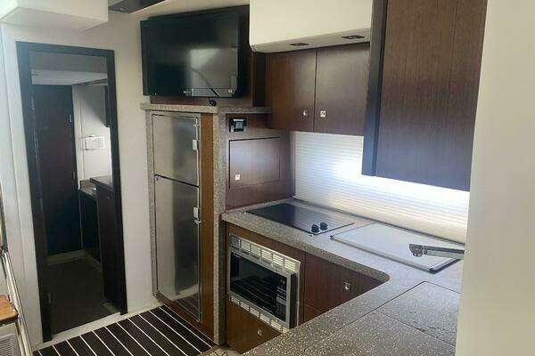 Cruisers Yachts 48 Cantius Yacht For Sale